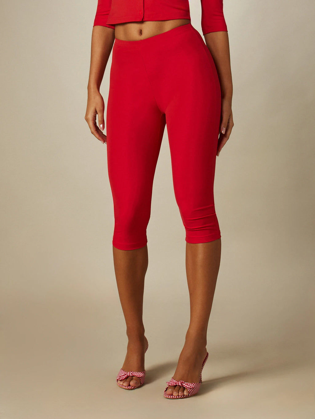 Luna Sculpt Capri Leggings & Cardigan Set