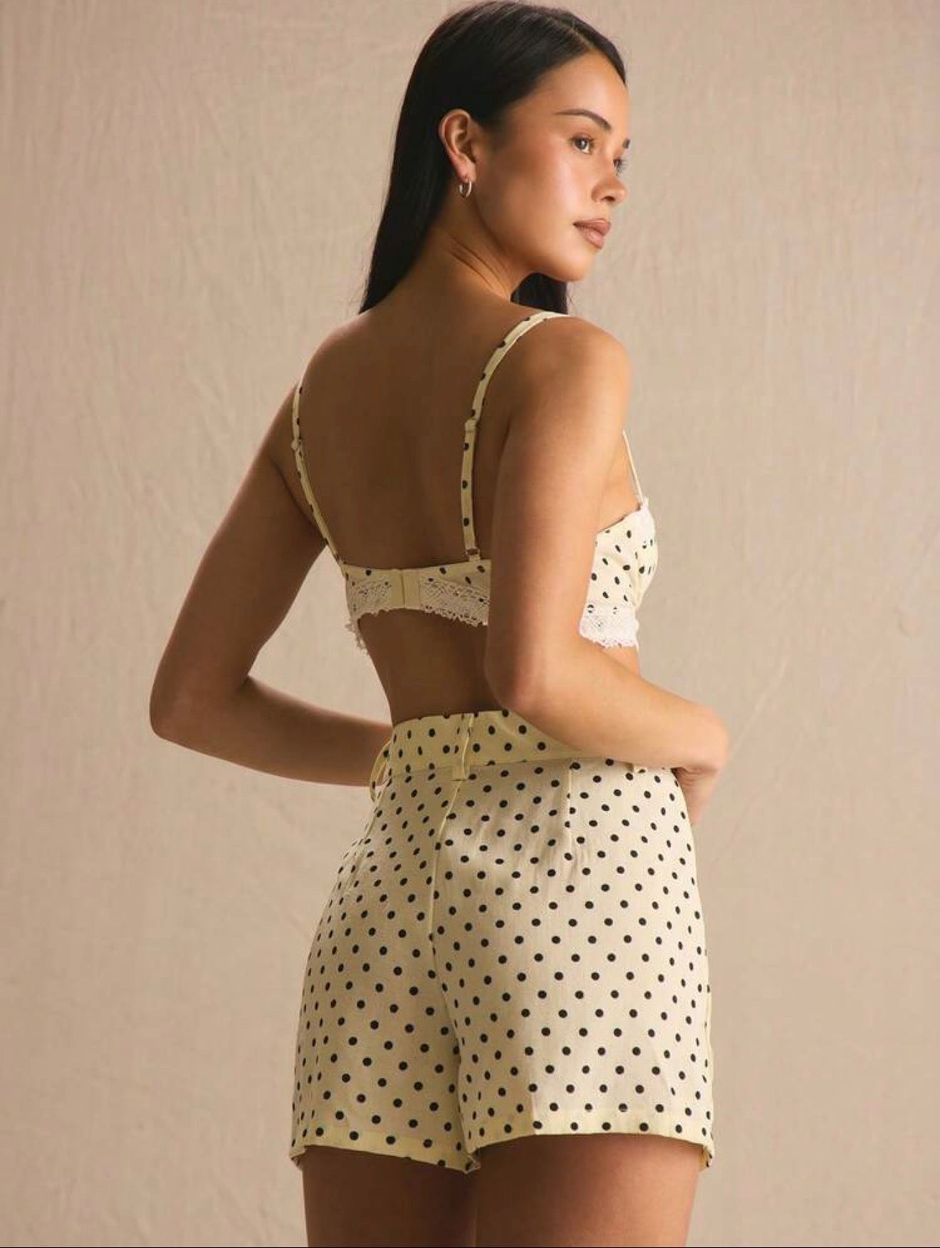 Chantilly Dot Set