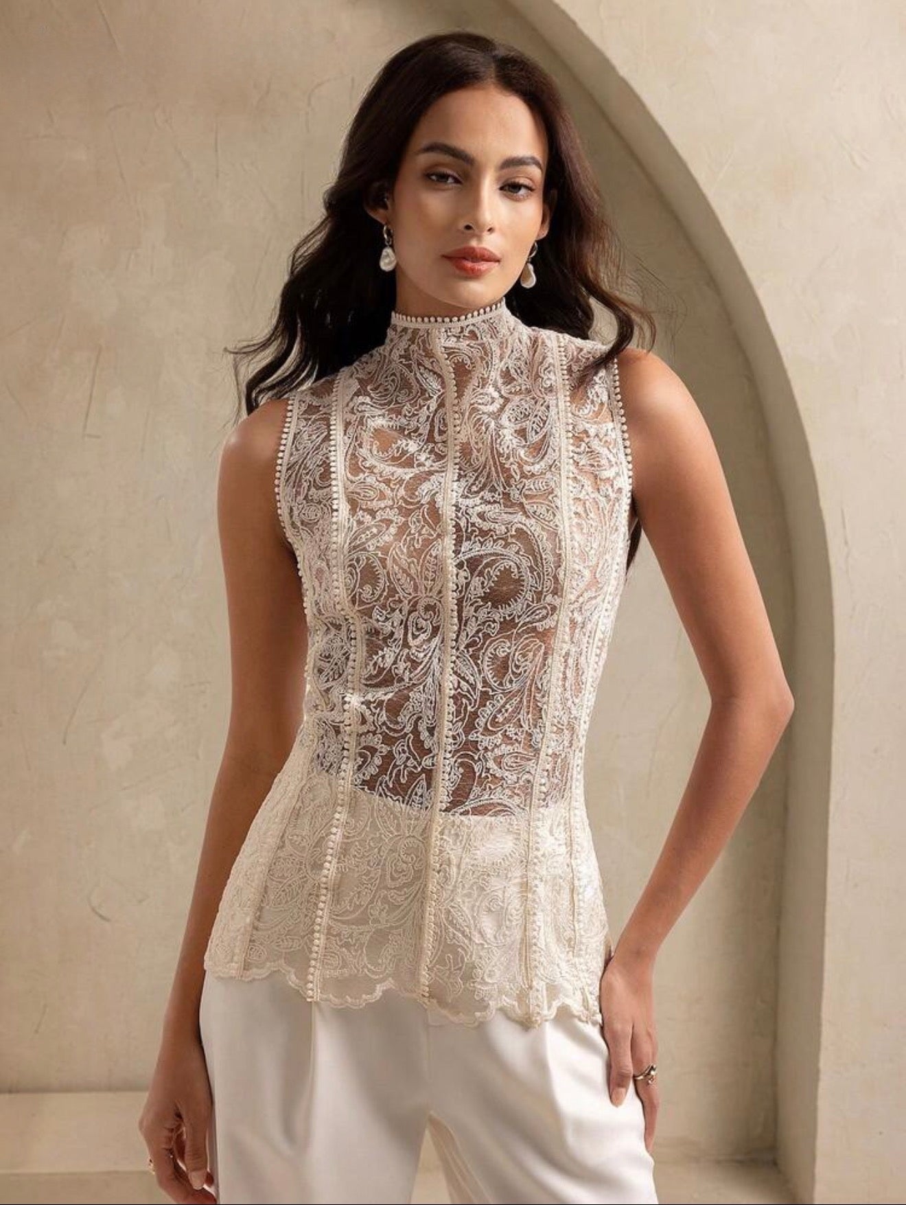 Pearl Framed Paisley Top