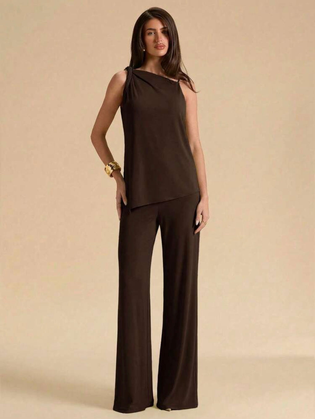 Cowl Back Set