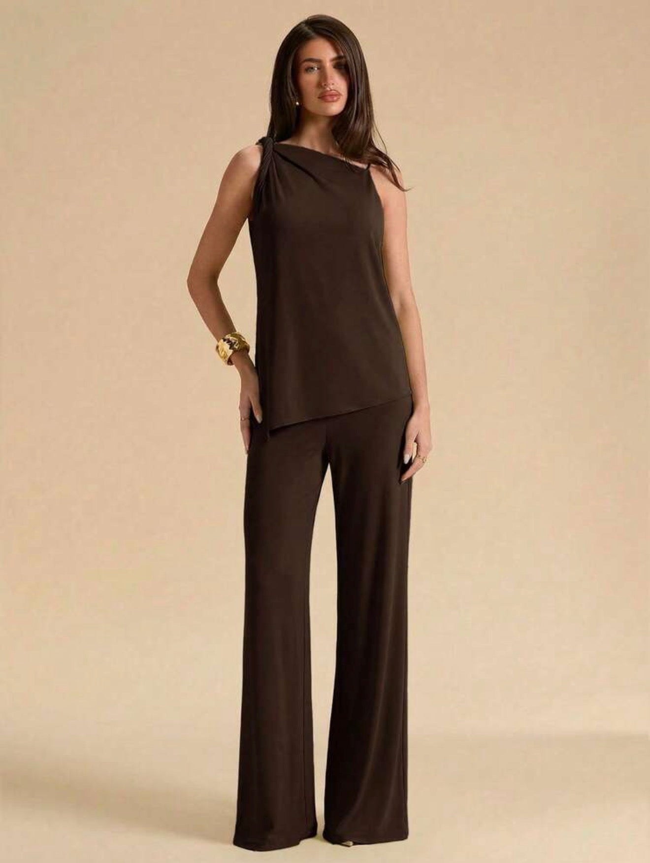 Cowl Back Set