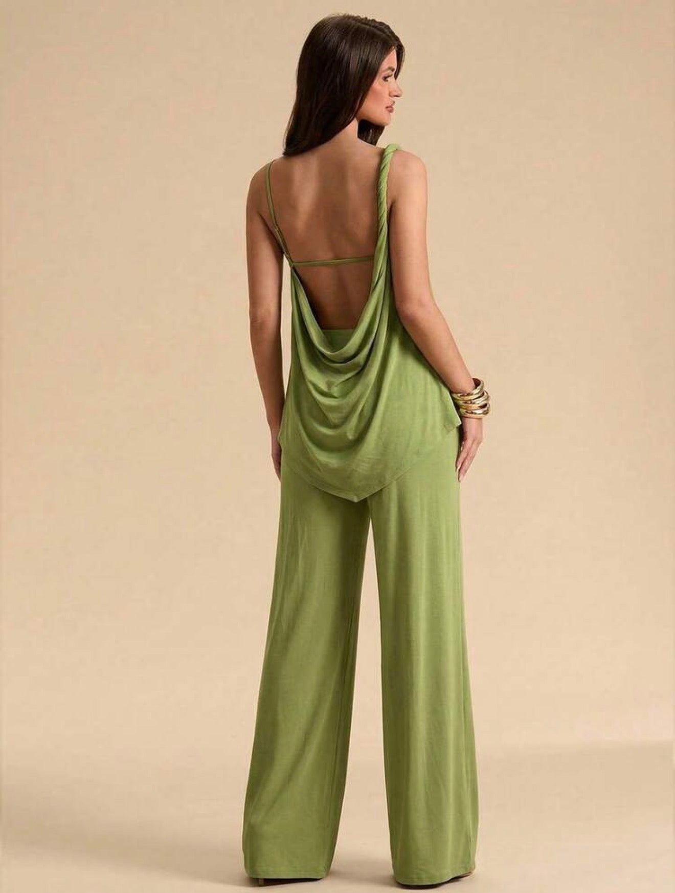 Cowl Back Set