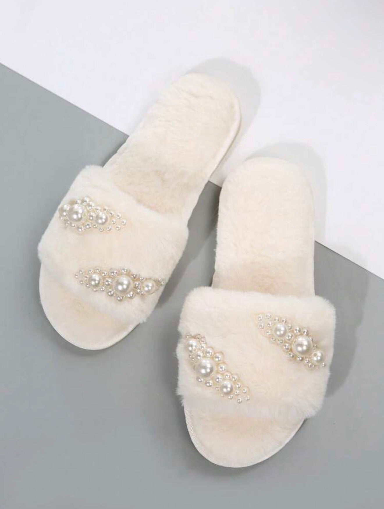 Pearl Cloud Slippers