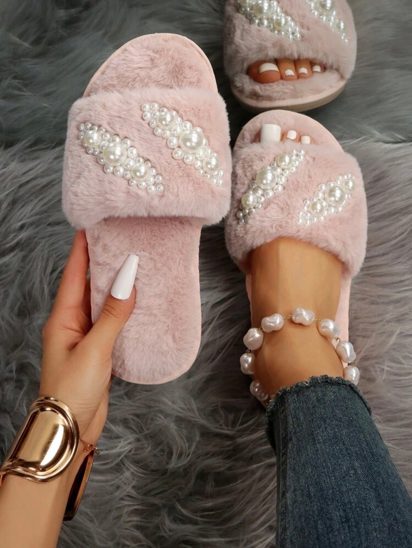 Pearl Cloud Slippers