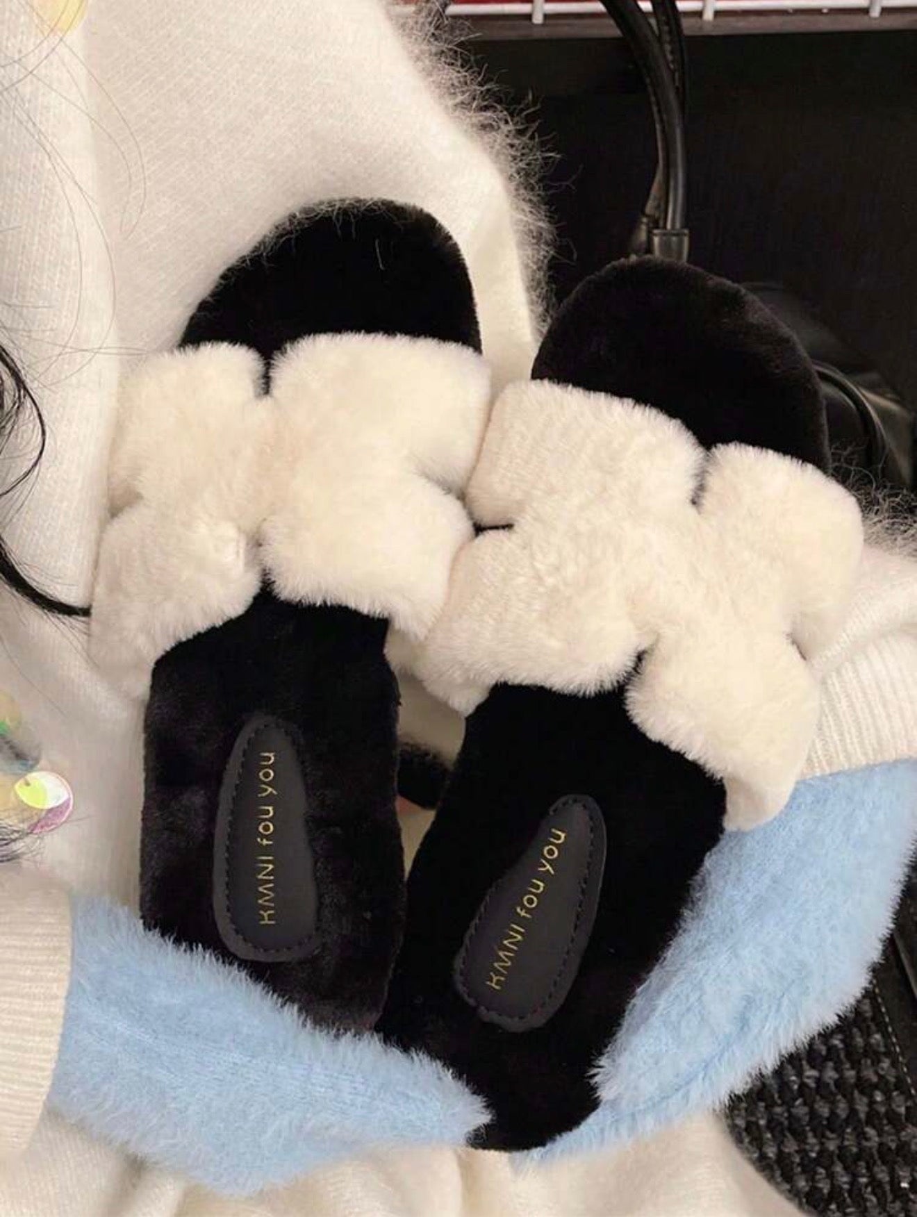Plush H Cloud Slides