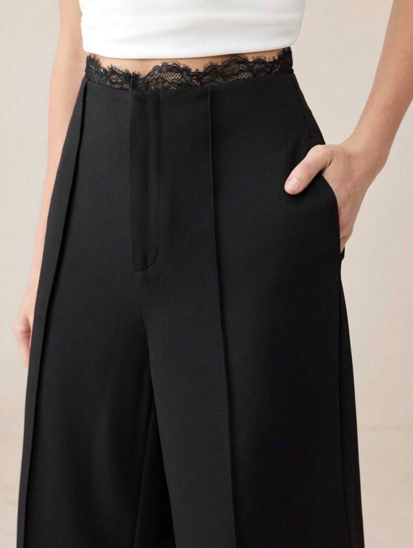 Silhouette Lace Pants