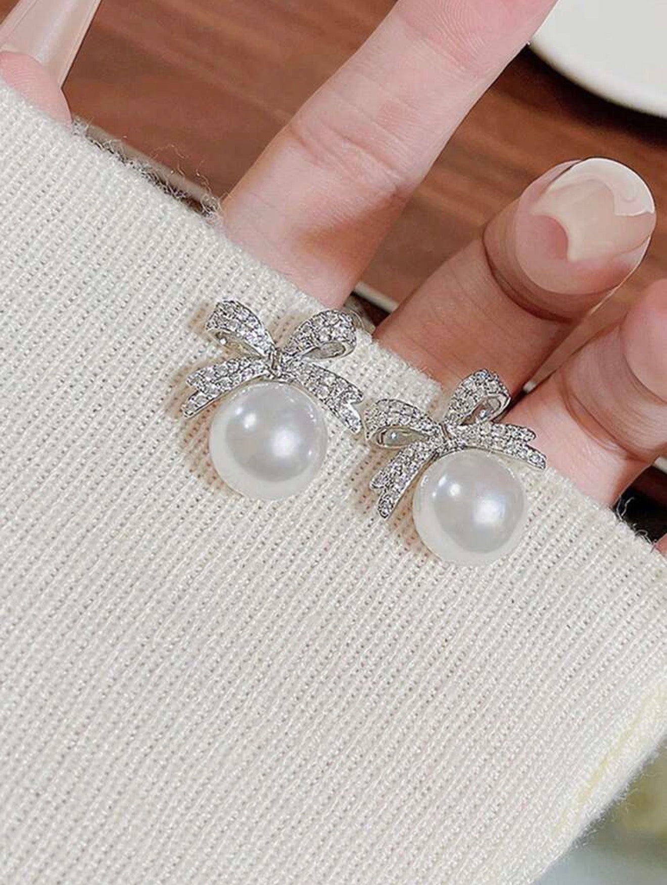 Colette Pearl Bow Studs
